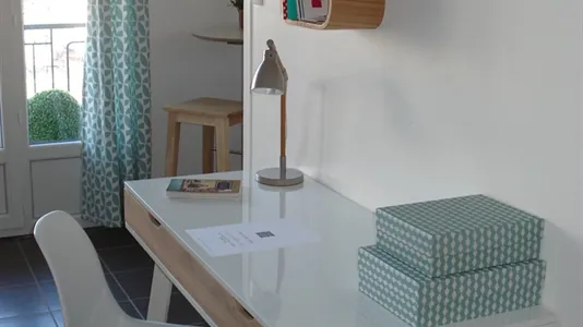 Apartments in Lyon - photo 4