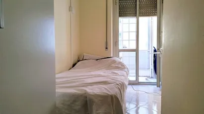 Room for rent in Roma Municipio III – Monte Sacro, Rome