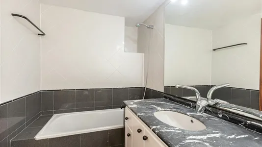 Rooms in Valencia Extramurs - photo 9