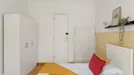 Room for rent, Lisbon (region), &lt;span class=&quot;blurred street&quot; onclick=&quot;ProcessAdRequest(13612338)&quot;&gt;&lt;span class=&quot;hint&quot;&gt;See streetname&lt;/span&gt;[xxxxxxxxxxxxx]&lt;/span&gt;