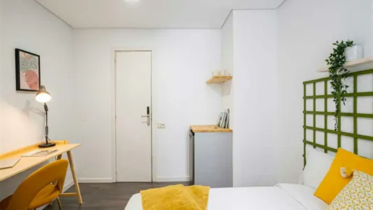 Rooms in Madrid Salamanca - photo 7