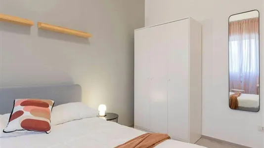 Rooms in Roma Municipio VII – Appio-Latino/Tuscolano/Cinecittà - photo 3