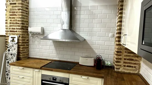 Apartments in Valencia Extramurs - photo 8