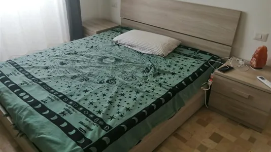 Rooms in Milano Zona 2 - Stazione Centrale, Gorla, Turro, Greco, Crescenzago - photo 3