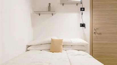 Room for rent in Turin, Piemonte