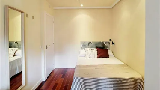 Rooms in Madrid Chamberí - photo 4