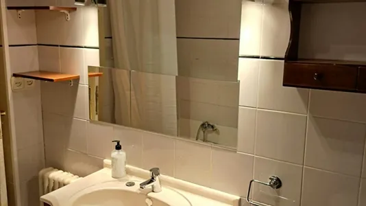 Rooms in Madrid Retiro - photo 10