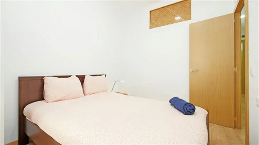 Rooms in Barcelona Ciutat Vella - photo 2