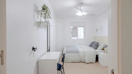 Rooms in Burjassot - photo 5