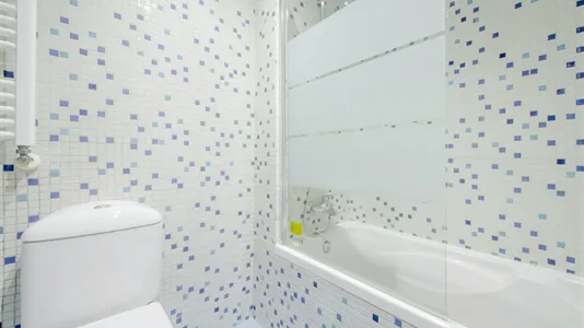 Rooms in Madrid Tetuán - photo 9