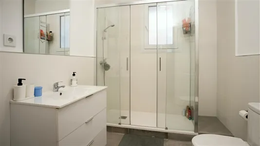 Rooms in Barcelona Sarrià-St. Gervasi - photo 9