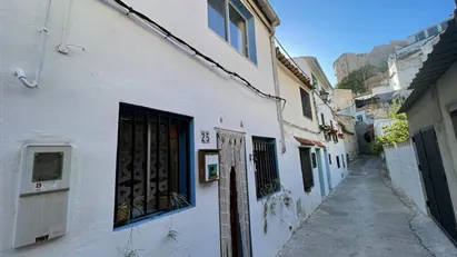 House for rent in Calles, Comunidad Valenciana