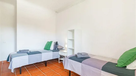 Rooms in Cerdanyola del Vallès - photo 2