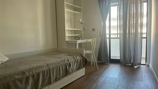 Rooms in Setúbal - photo 1
