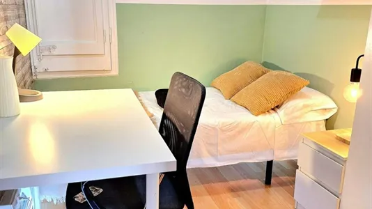 Rooms in Barcelona Les Corts - photo 2
