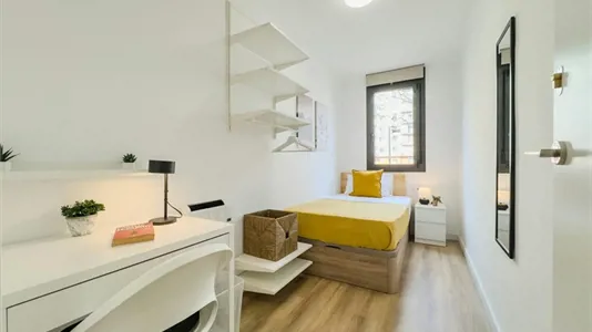 Rooms in Barcelona Sant Andreu - photo 1