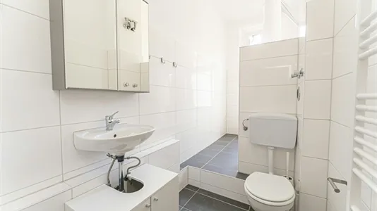 Rooms in Berlin Friedrichshain-Kreuzberg - photo 9