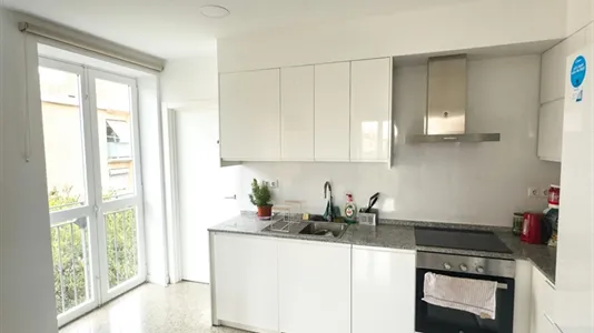 Rooms in Barcelona Ciutat Vella - photo 4