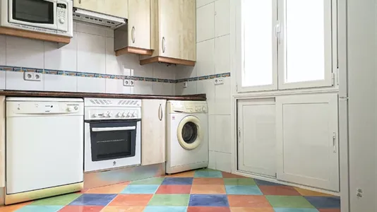 Rooms in Madrid Salamanca - photo 10