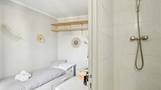 Apartments in Paris 18ème arrondissement - Montmartre - photo 9