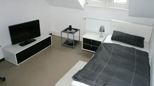 Rooms in Frankfurt Süd - photo 5