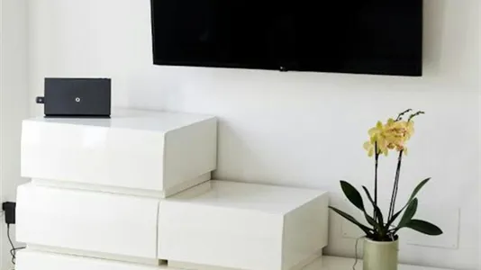 Apartments in Milano Zona 8 - Fiera, Gallaratese, Quarto Oggiaro - photo 6