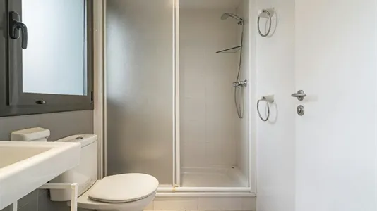 Rooms in Sant Cugat del Vallès - photo 9