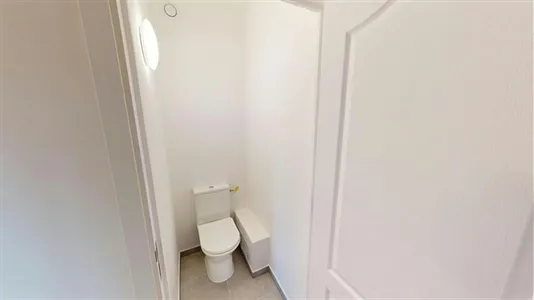 Rooms in Saint-Julien-en-Genevois - photo 6