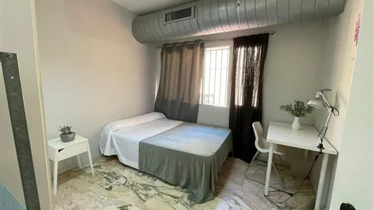 Rooms in Bami - photo 2