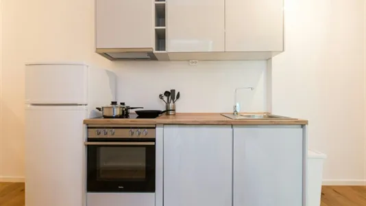 Rooms in Berlin Mitte - photo 7