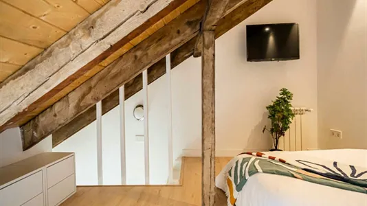 Rooms in Madrid Chamberí - photo 3