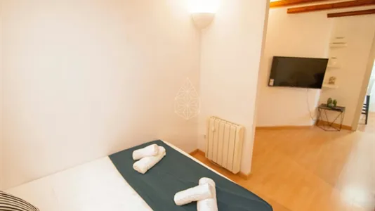 Houses in Barcelona Sants-Montjuïc - photo 6