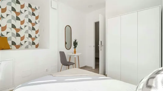Rooms in Madrid Fuencarral-El Pardo - photo 1