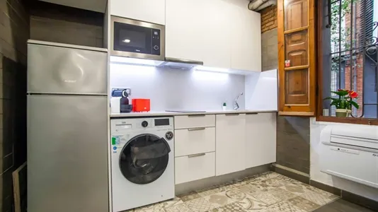 Apartments in Barcelona Ciutat Vella - photo 7