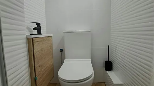 Rooms in Madrid Centro - photo 3