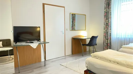 Apartments in Gelsenkirchen - photo 4