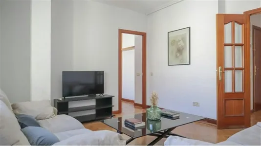 Rooms in Madrid Ciudad Lineal - photo 5