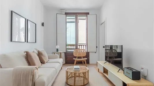 Apartments in Barcelona Ciutat Vella - photo 4