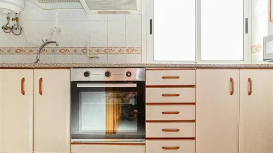 Rooms in Zaragoza - photo 10