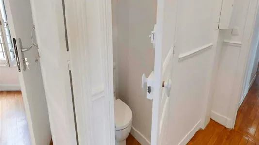 Rooms in Paris 15ème arrondissement - photo 8