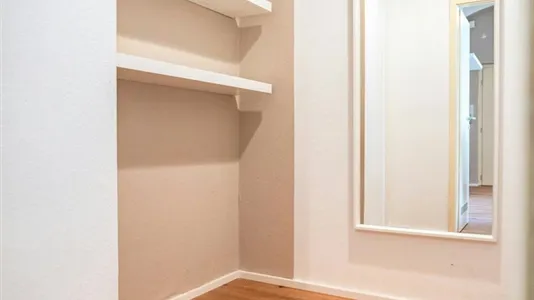 Apartments in Wiesbaden - photo 6