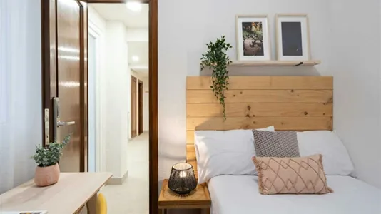Rooms in Madrid Moncloa-Aravaca - photo 5