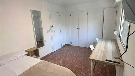 Rooms in La Torre - photo 1