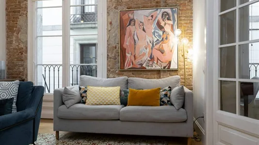 Apartments in Barcelona Ciutat Vella - photo 4