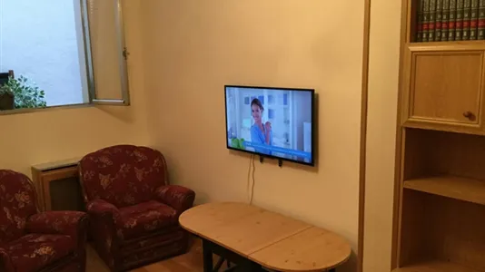 Apartments in Madrid Chamberí - photo 6