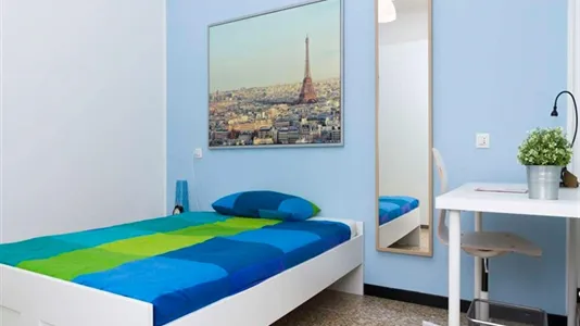 Rooms in Milano Zona 8 - Fiera, Gallaratese, Quarto Oggiaro - photo 8