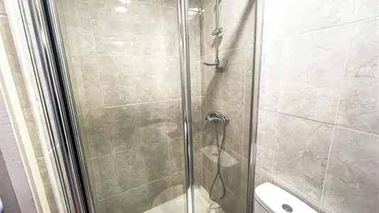 Rooms in Madrid Moncloa-Aravaca - photo 8