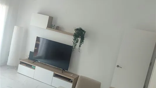 Rooms in Barcelona Sant Martí - photo 8