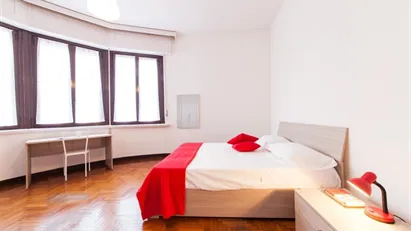 Room for rent in Milano Zona 4 - Vittoria, Forlanini, Milan