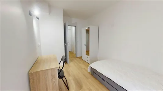 Rooms in Lyon - photo 2